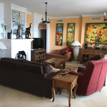 La Perla Beachfront 3 Bed Casares Costa