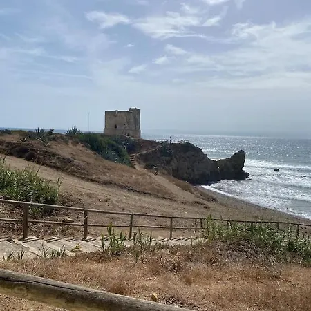 La Perla Beachfront 3 Bed Casares Costa *