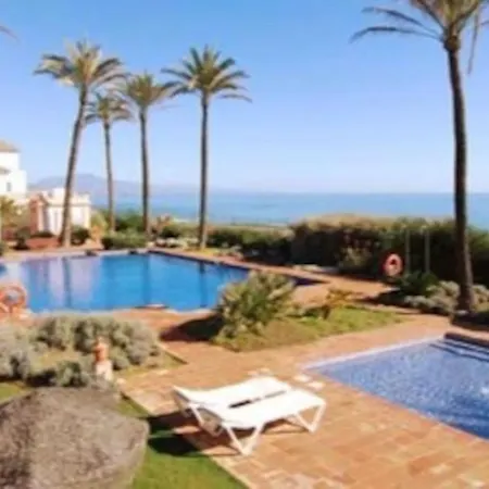 La Perla Beachfront 3 Bed Casares Costa *