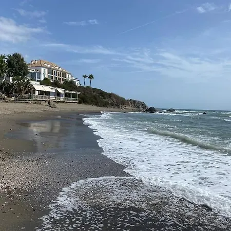 La Perla Beachfront 3 Bed Casares Costa